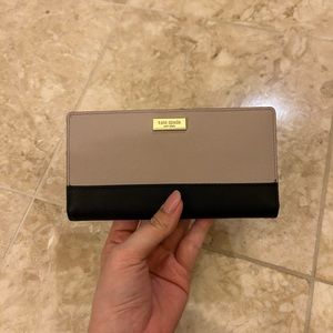 Kate spade wallet